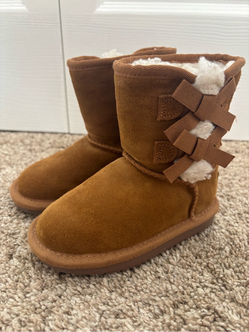 Koolaburra Kids Chestnut Suede Boots